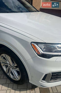 Внедорожник / Кроссовер Audi Q7 2020 в 