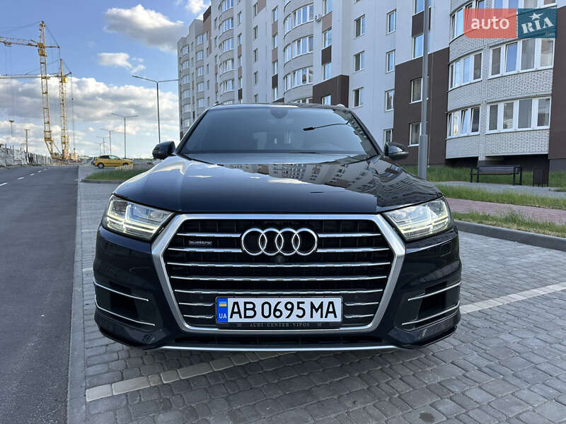 Внедорожник / Кроссовер Audi Q7 2016 в Виннице