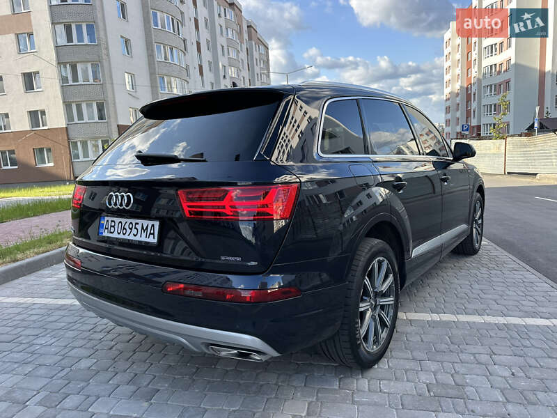 Внедорожник / Кроссовер Audi Q7 2016 в Виннице