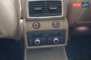 Внедорожник / Кроссовер Audi Q7 2015 в 