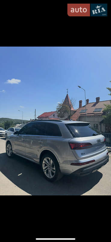 Позашляховик / Кросовер Audi Q7 2022 в Львові