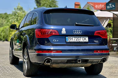 Внедорожник / Кроссовер Audi Q7 2014 в 
