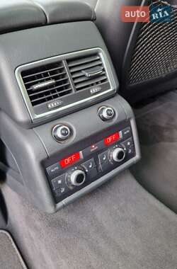 Позашляховик / Кросовер Audi Q7 2012 в 