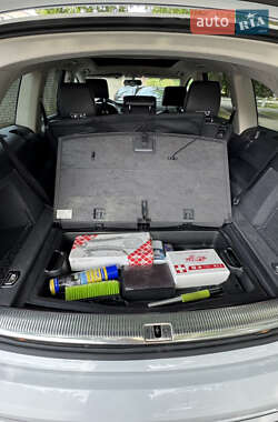 Внедорожник / Кроссовер Audi Q7 2011 в 
