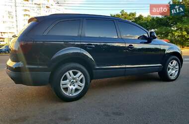 Внедорожник / Кроссовер Audi Q7 2007 в 