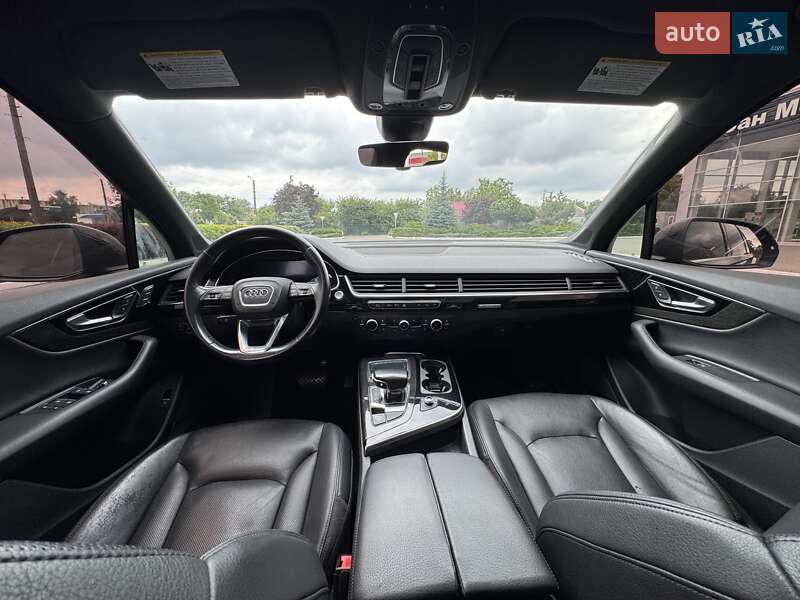 Внедорожник / Кроссовер Audi Q7 2017 в Киеве