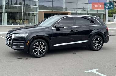 Позашляховик / Кросовер Audi Q7 2017 в Полтаві
