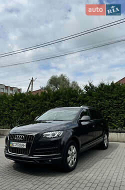 Внедорожник / Кроссовер Audi Q7 2014 в 