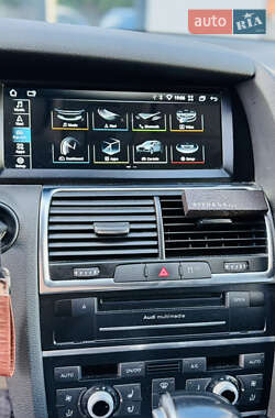 Внедорожник / Кроссовер Audi Q7 2014 в 