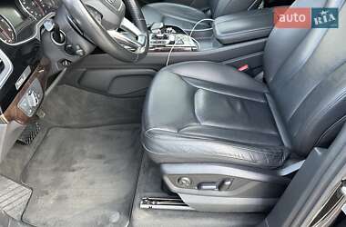 Внедорожник / Кроссовер Audi Q7 2017 в 
