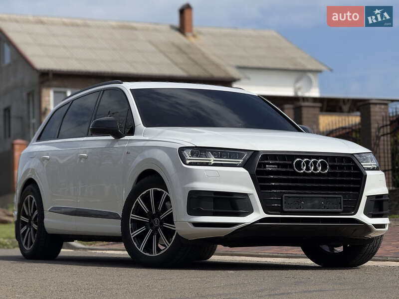 Внедорожник / Кроссовер Audi Q7 2017 в Одессе