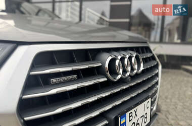 Внедорожник / Кроссовер Audi Q7 2016 в 