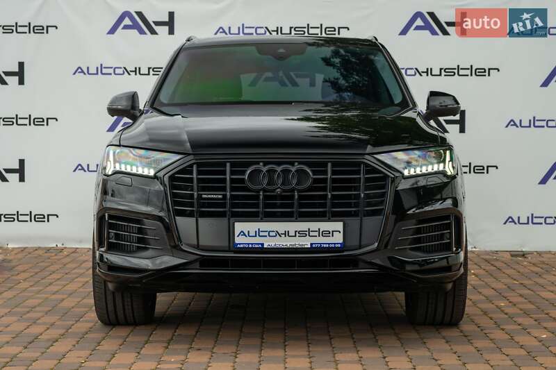 Внедорожник / Кроссовер Audi Q7 2020 в Киеве