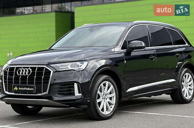 Внедорожник / Кроссовер Audi Q7 2019 в 
