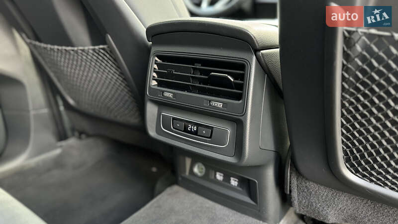 Позашляховик / Кросовер Audi Q7 2019 в Києві фото 25 Позашляховик / Кросовер Audi Q7 2019 в Києві
