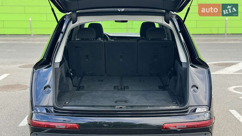Позашляховик / Кросовер Audi Q7 2019 в Києві фото 37 Позашляховик / Кросовер Audi Q7 2019 в Києві