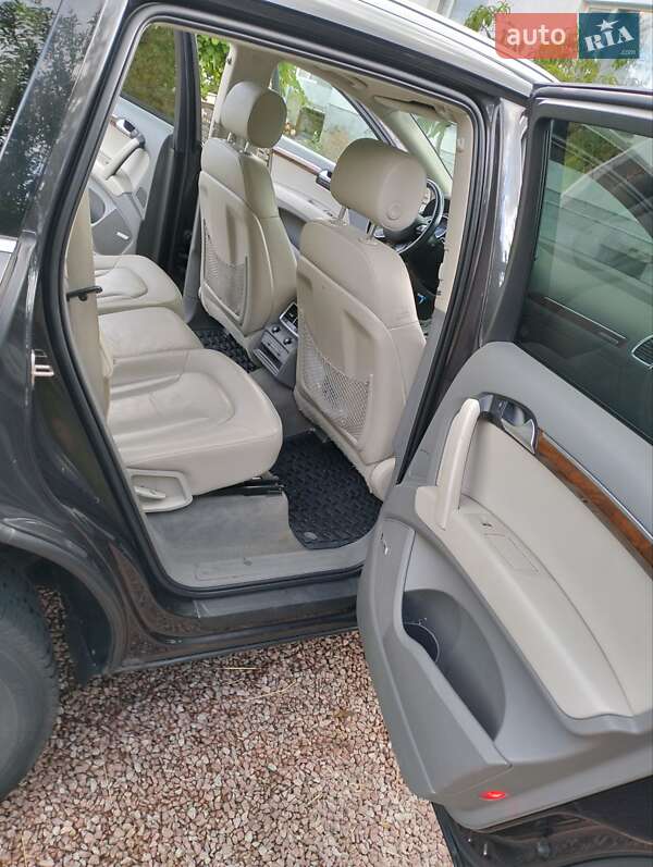 Внедорожник / Кроссовер Audi Q7 2011 в Житомире