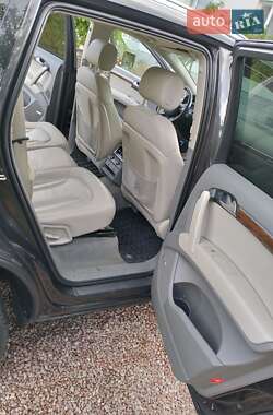 Внедорожник / Кроссовер Audi Q7 2011 в 