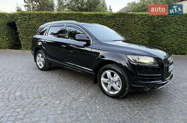 Внедорожник / Кроссовер Audi Q7 2012 в 