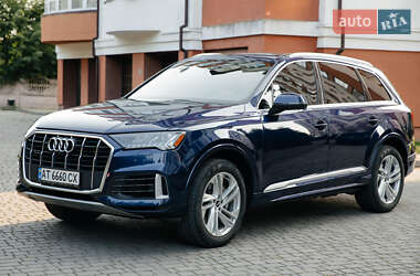 Внедорожник / Кроссовер Audi Q7 2020 в 