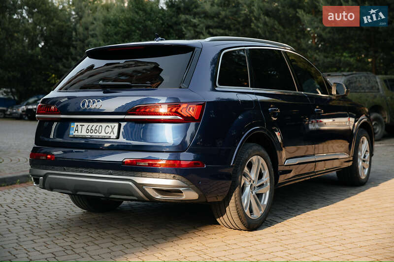 Позашляховик / Кросовер Audi Q7 2020 в Івано-Франківську