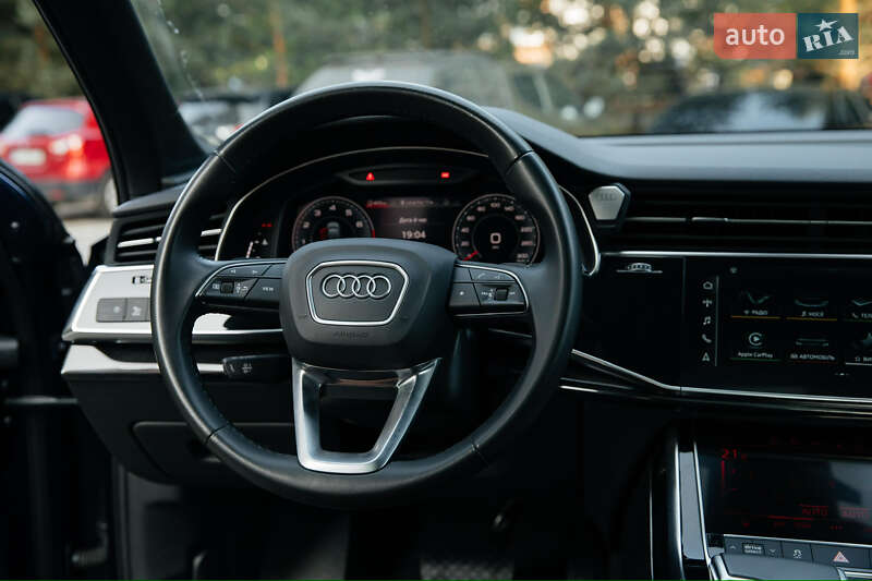 Позашляховик / Кросовер Audi Q7 2020 в Івано-Франківську