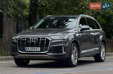 Внедорожник / Кроссовер Audi Q7 2019 в 