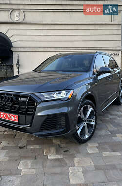 Позашляховик / Кросовер Audi Q7 2021 в Дніпрі