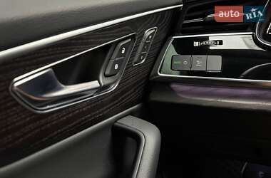 Внедорожник / Кроссовер Audi Q7 2021 в 