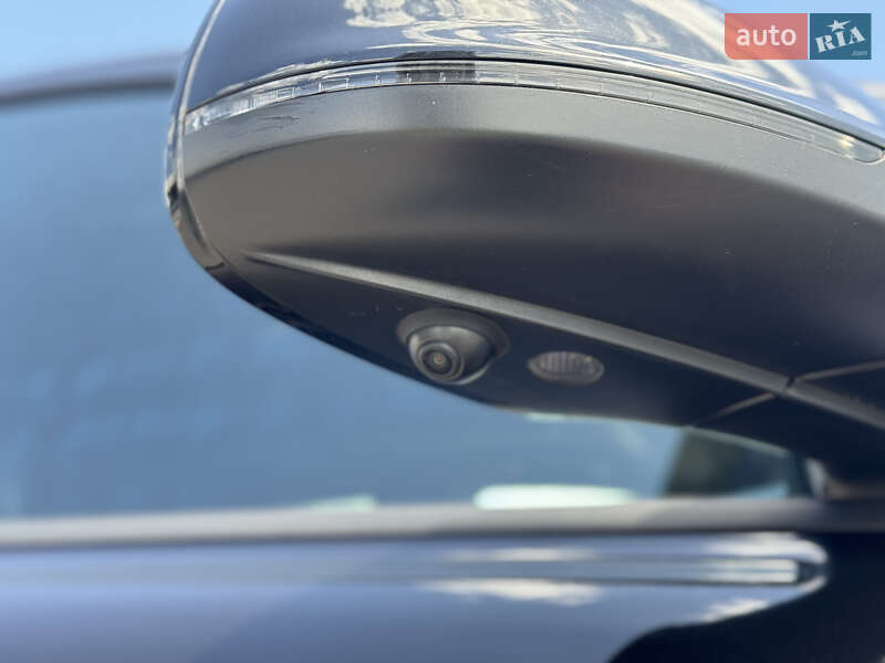 Внедорожник / Кроссовер Audi Q7 2015 в Киеве