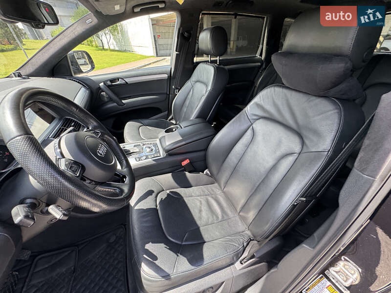 Внедорожник / Кроссовер Audi Q7 2015 в Киеве