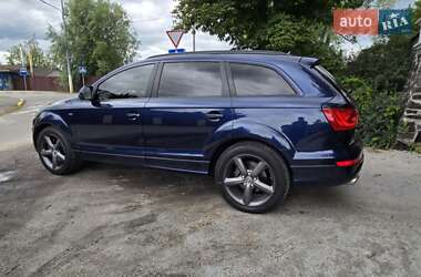 Внедорожник / Кроссовер Audi Q7 2014 в 