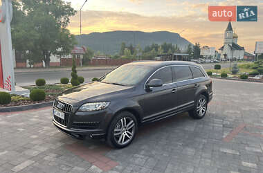 Внедорожник / Кроссовер Audi Q7 2010 в 