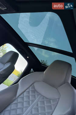 Внедорожник / Кроссовер Audi Q7 2020 в 