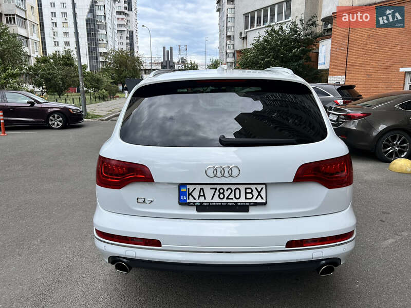 Внедорожник / Кроссовер Audi Q7 2012 в Киеве