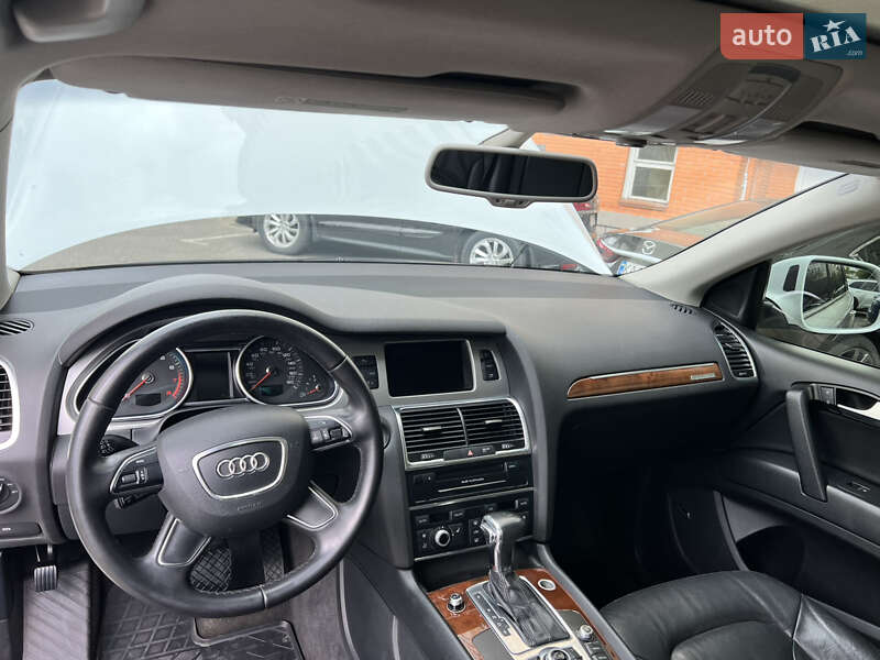 Внедорожник / Кроссовер Audi Q7 2012 в Киеве