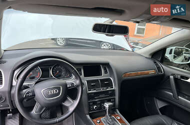 Внедорожник / Кроссовер Audi Q7 2012 в 