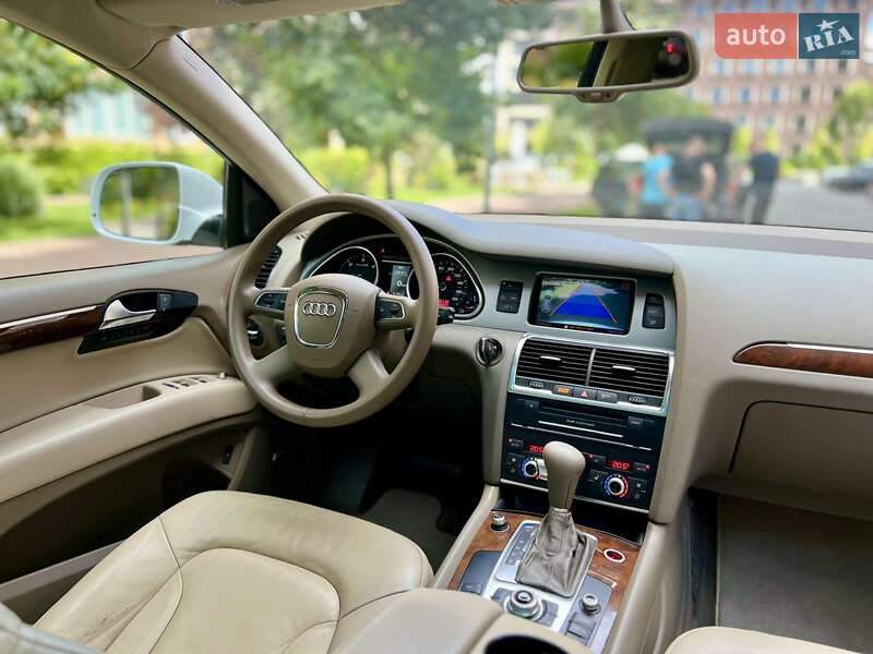 Внедорожник / Кроссовер Audi Q7 2011 в Киеве
