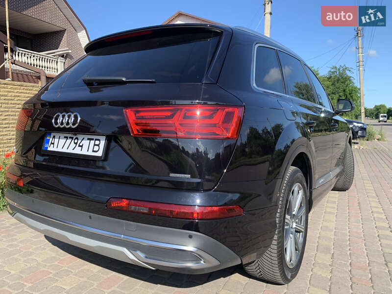 Позашляховик / Кросовер Audi Q7 2018 в Фастові