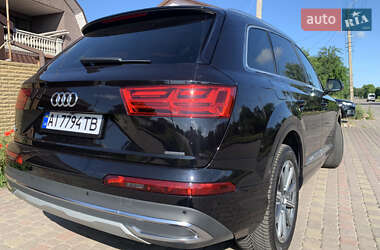 Внедорожник / Кроссовер Audi Q7 2018 в 