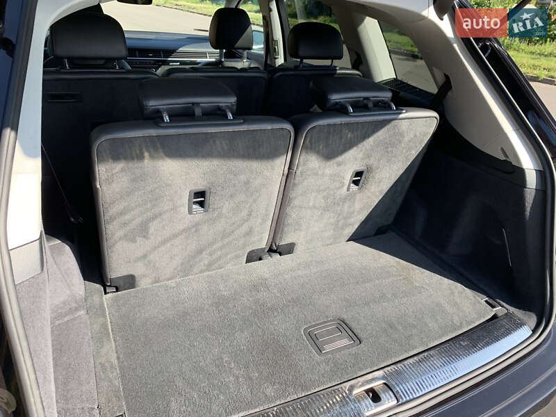 Позашляховик / Кросовер Audi Q7 2018 в Фастові