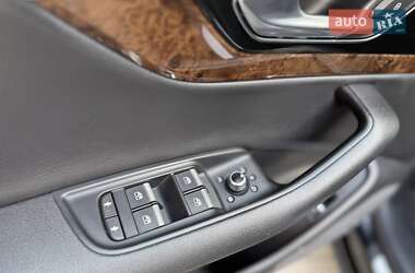 Внедорожник / Кроссовер Audi Q7 2017 в 