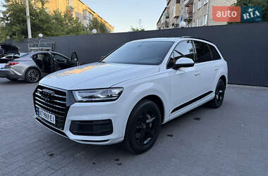 Позашляховик / Кросовер Audi Q7 2017 в 