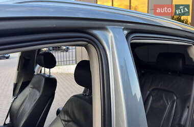 Внедорожник / Кроссовер Audi Q7 2006 в 