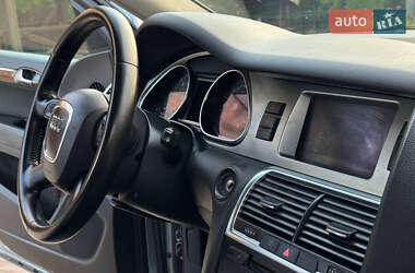 Внедорожник / Кроссовер Audi Q7 2006 в 