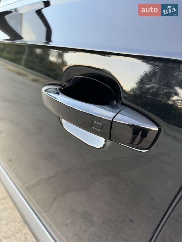 Позашляховик / Кросовер Audi Q7 2019 в Києві