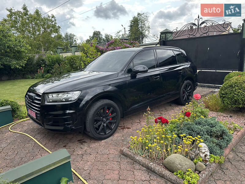 Audi Q7 2016