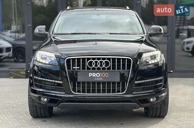 Внедорожник / Кроссовер Audi Q7 2013 в 