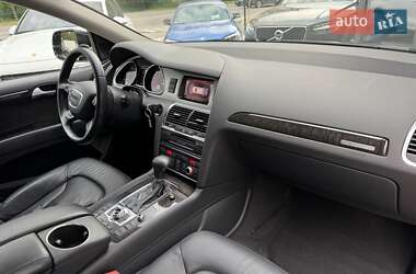 Внедорожник / Кроссовер Audi Q7 2013 в 