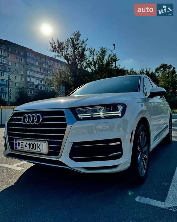 Внедорожник / Кроссовер Audi Q7 2018 в Львове